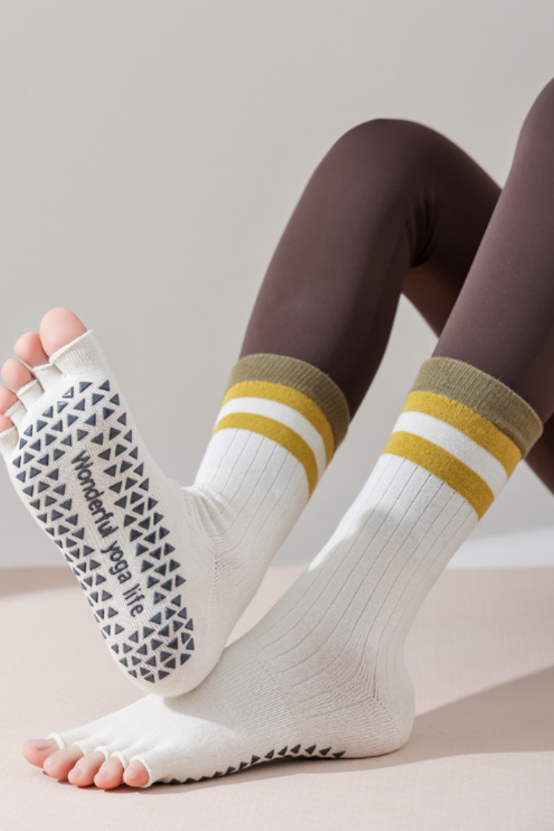 Women's Color Block Pilates Yoga Five Finger Socks - Image 4